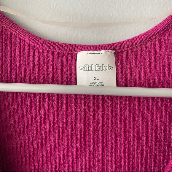 Top - Picture 2 of 3